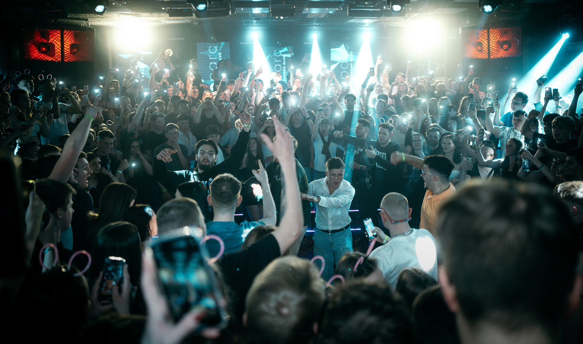 Go Parc Herford (2) Go Parc Herford Tanzende Menschen